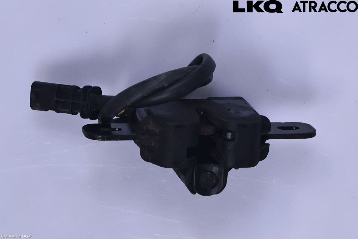 Volvo XC60 14-17 Huvlås