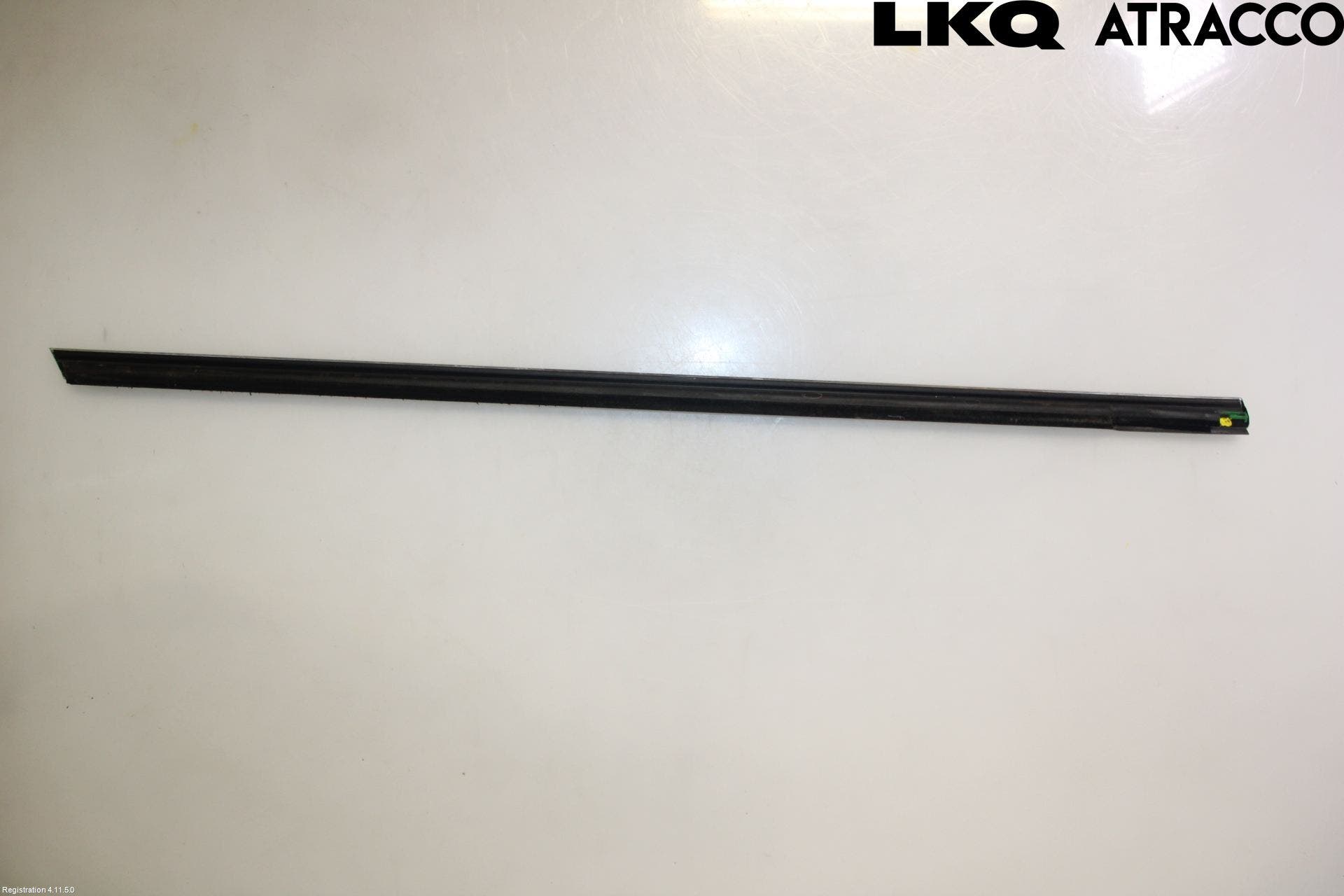 Mercedes-Benz MB A-KLASS (W176) 13-18 Dörr Dekorlist Fram Vä