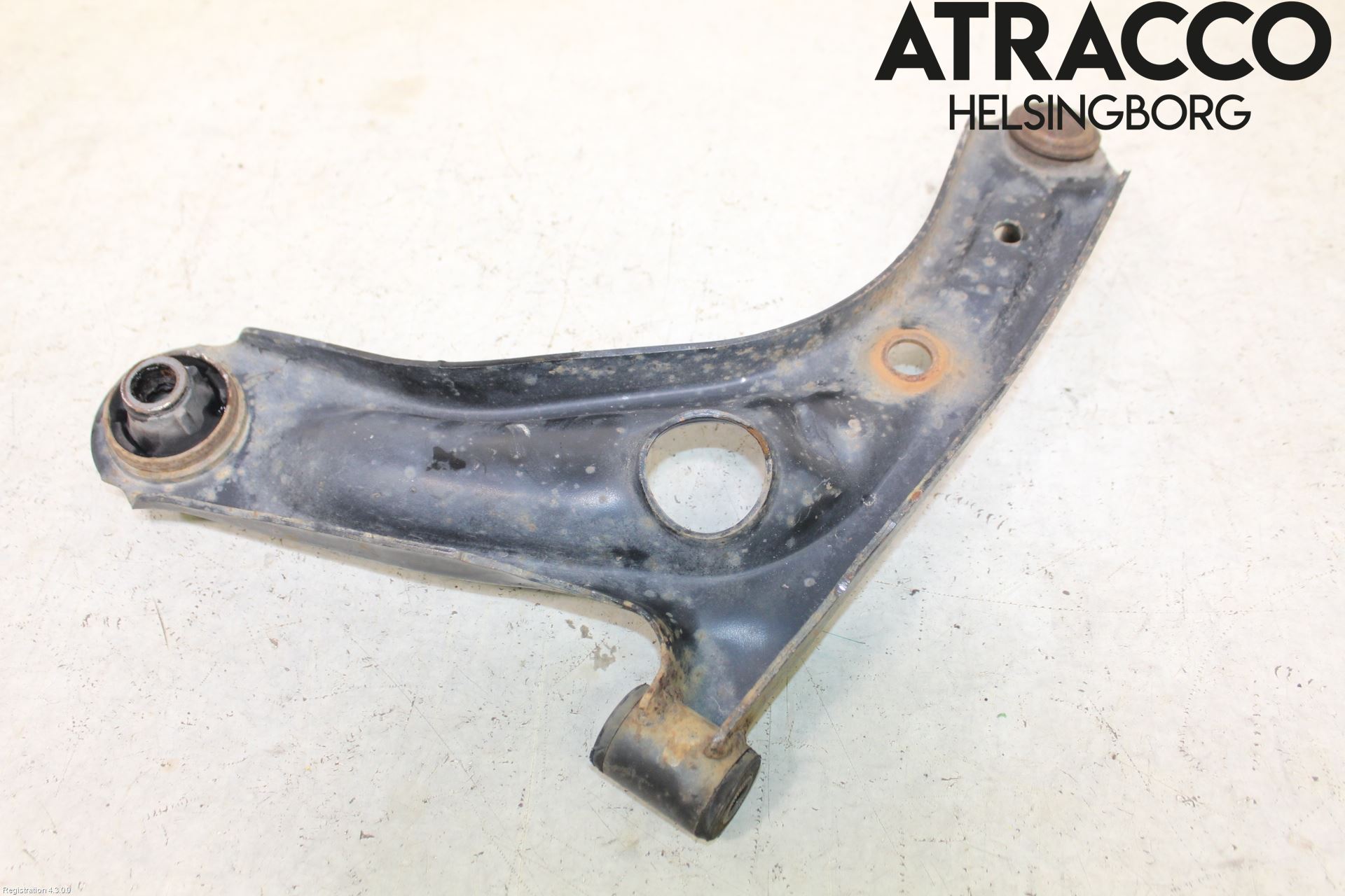 Toyota AYGO 06-14 Bärarm Fram Undre Hö