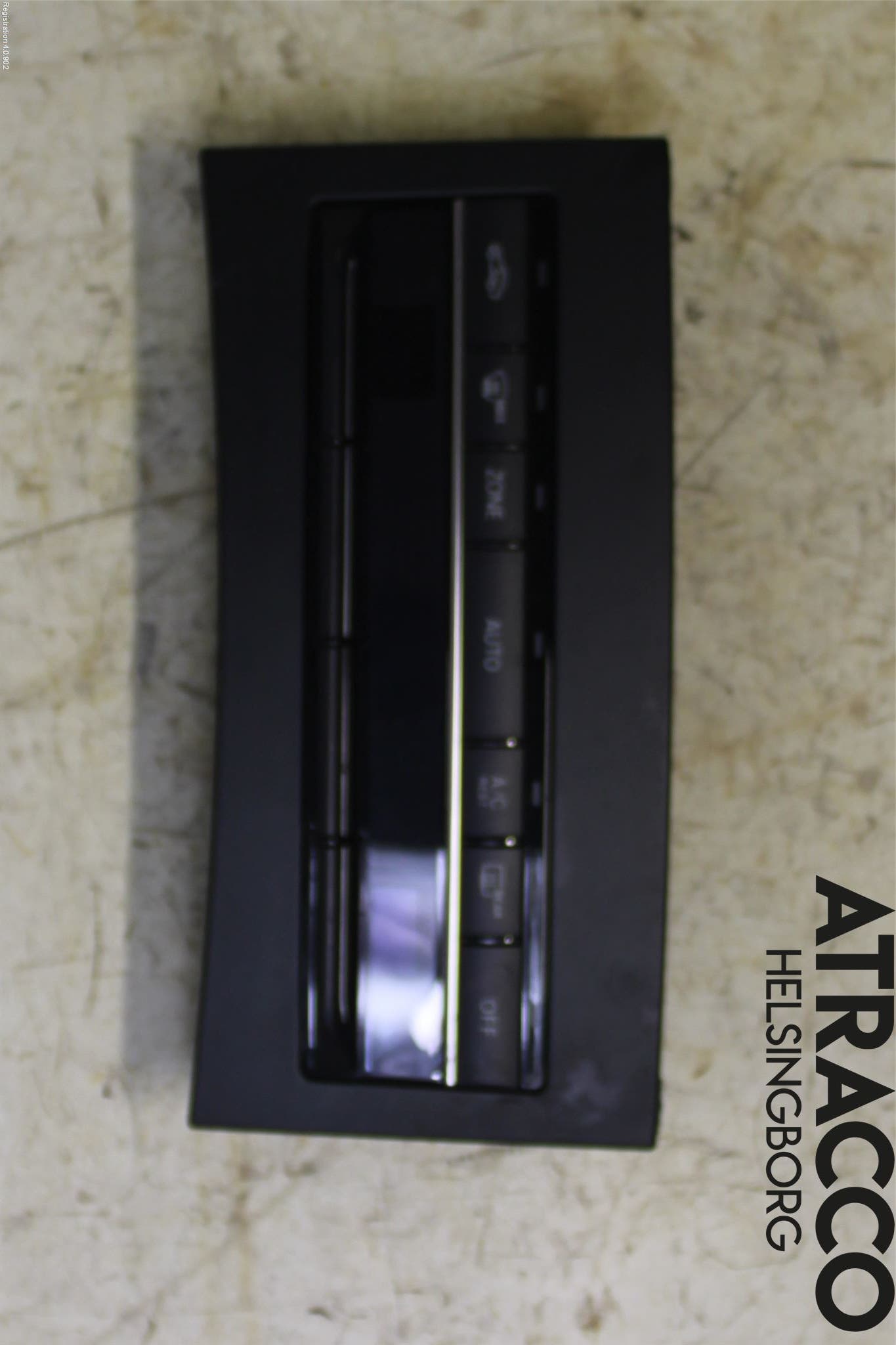 Mercedes-Benz MB E-KLASS (W212) 09-16 Ac Styrenhet Ac Manöveren