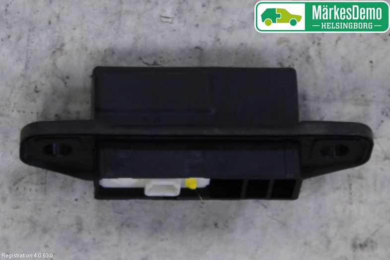 Toyota YARIS XP130 15-20 Bakluckehandtag