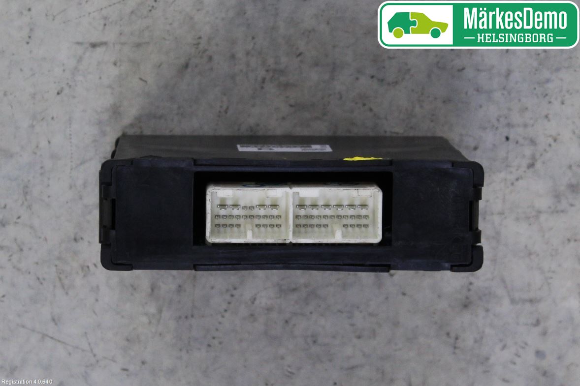 Mitsubishi OUTLANDER 13-21 Styrenhet Parkbroms Epb