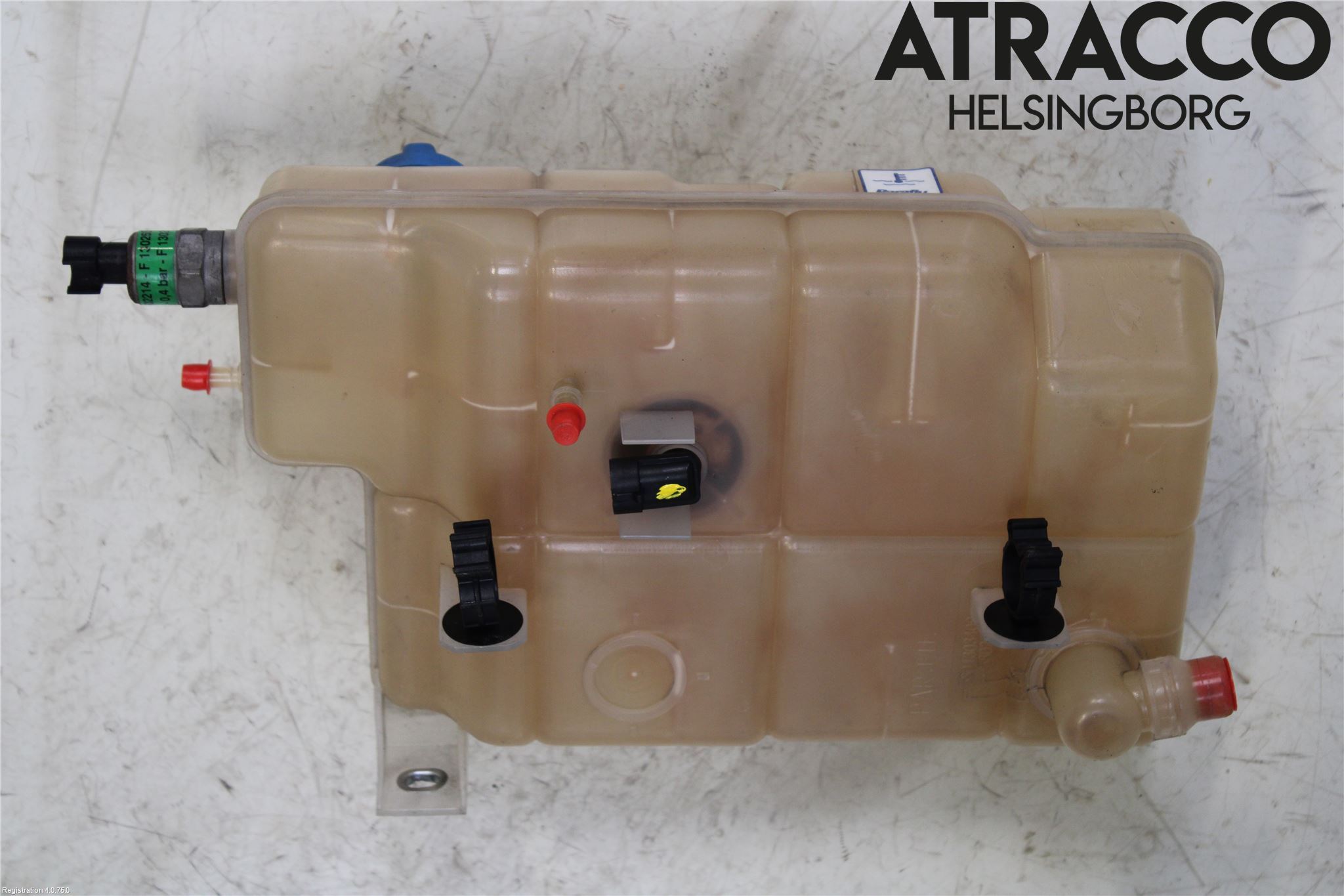 Iveco DAILY 14->> Expansionstank