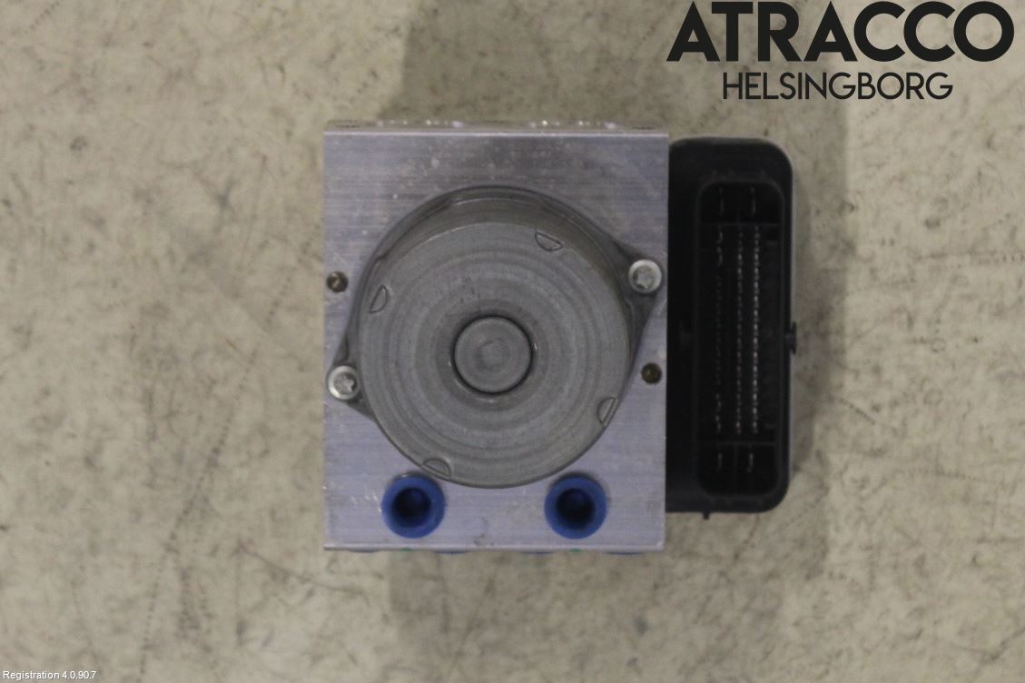 Toyota YARIS XP21 20- Abs Hydraulaggregat