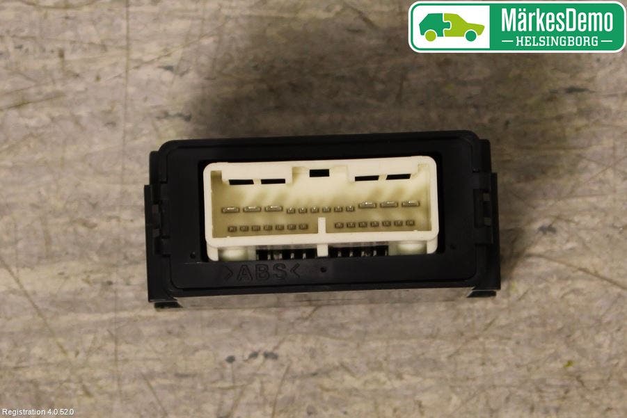 Toyota RAV4 13-18 Relä Torkarmotor