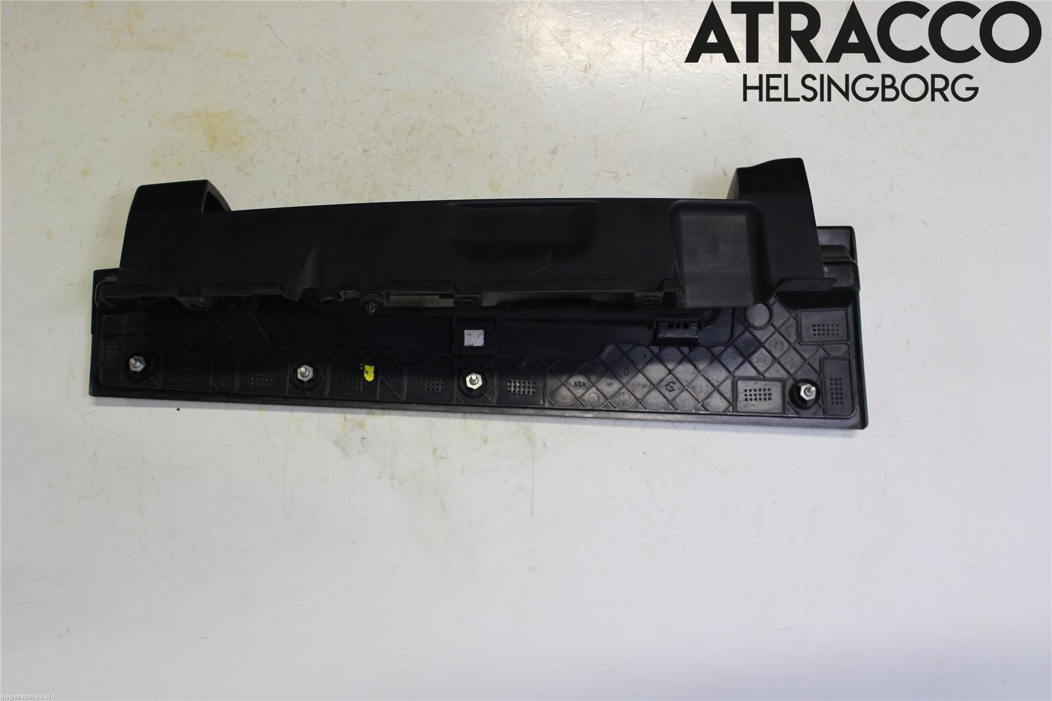 Opel VIVARO 15-19 Bakljussarg