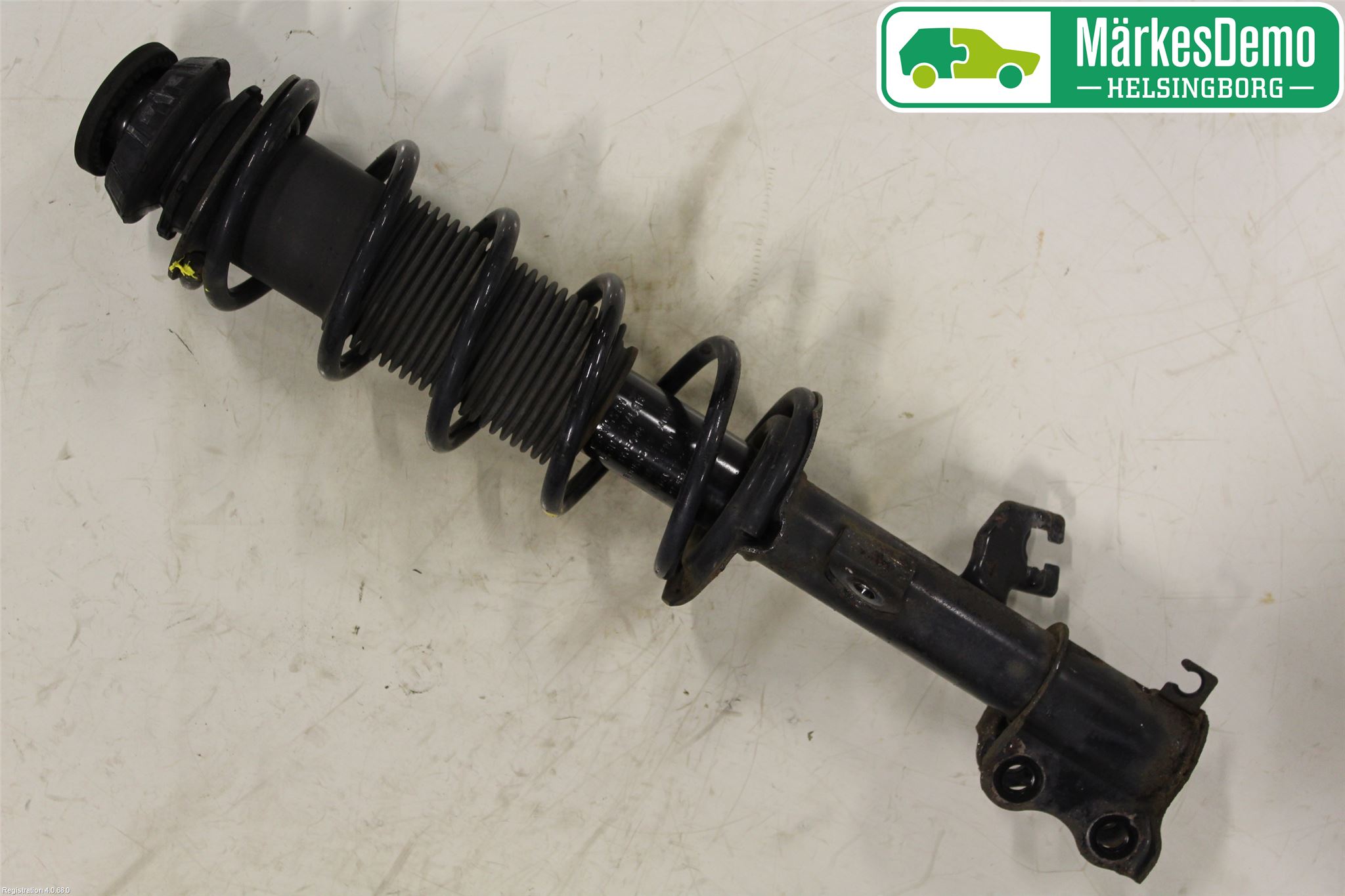 Nissan NOTE E12 14-20 Fjäderben Fram Vänster