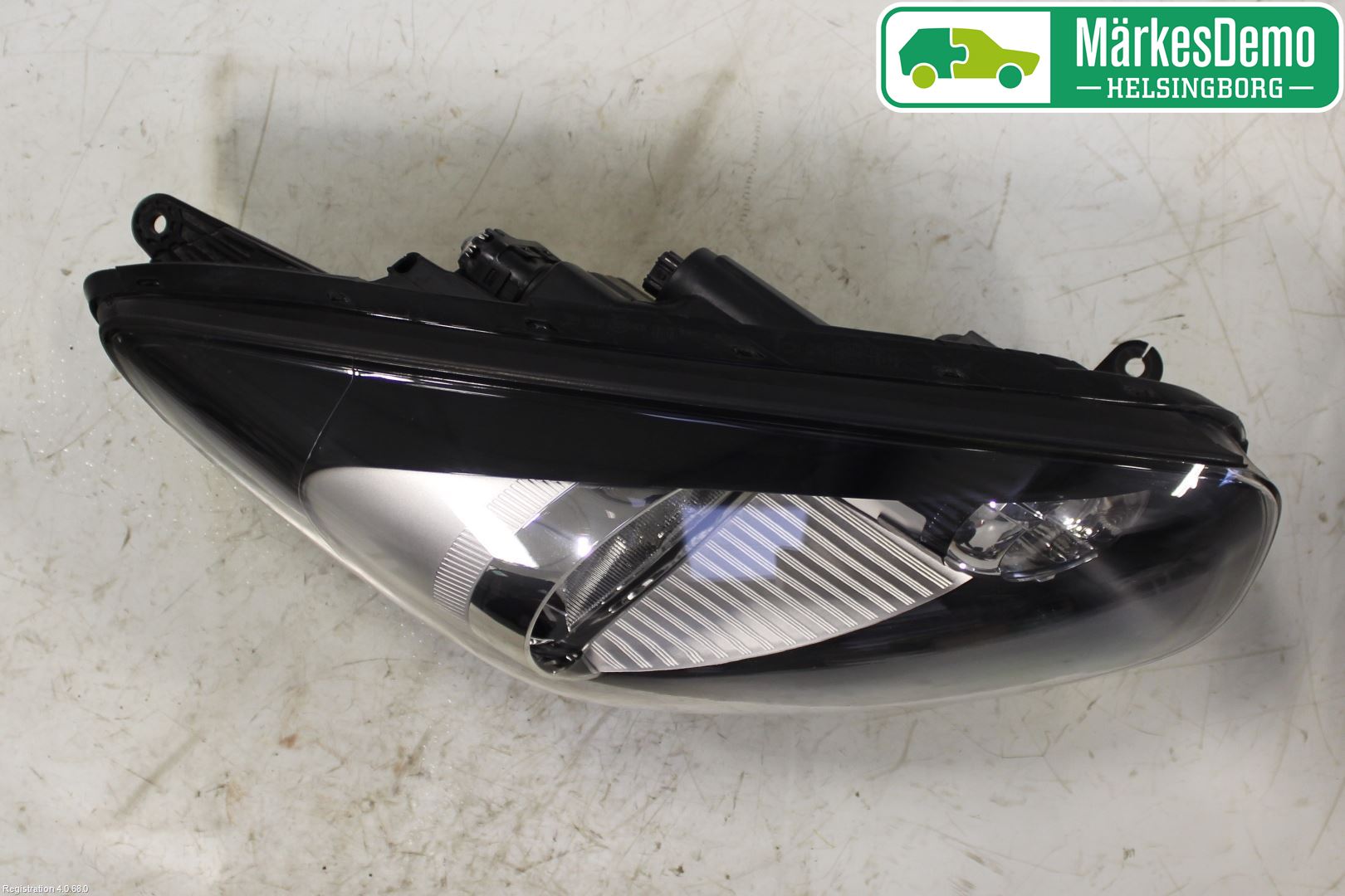 Kia PICANTO 12-17 Strålkastare Höger