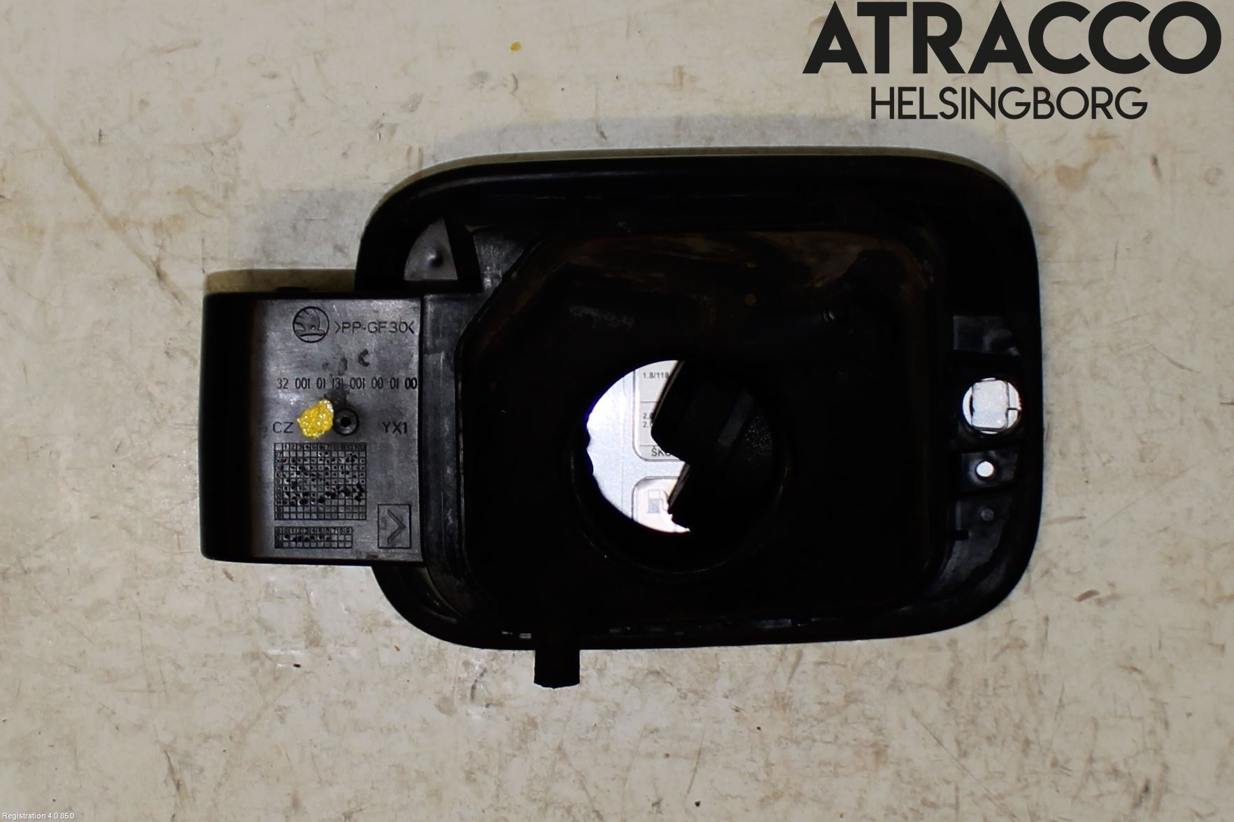 Skoda SUPERB 09-15 Tanklucka