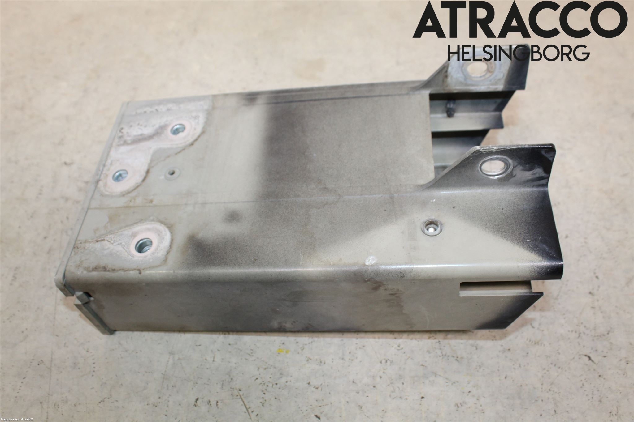 Volvo V90 17->> Stötfångarbärjärn Fram