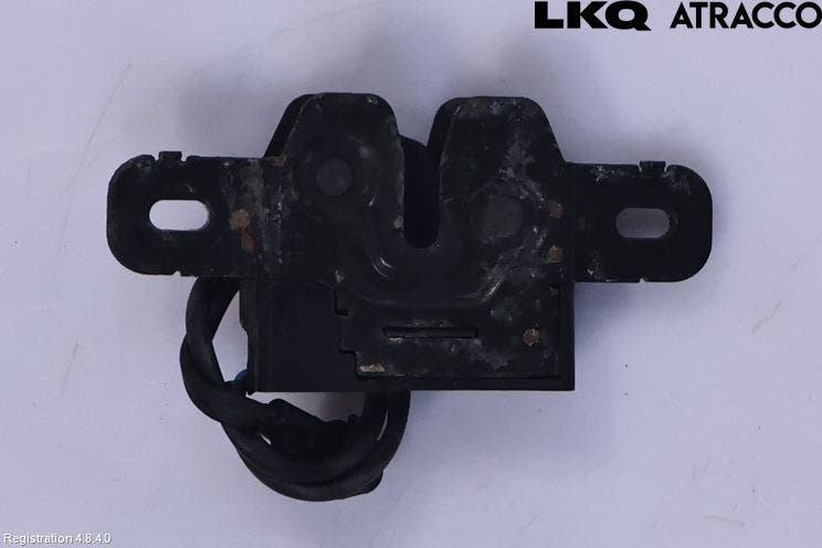 Volvo V70 08-13 Huvlås