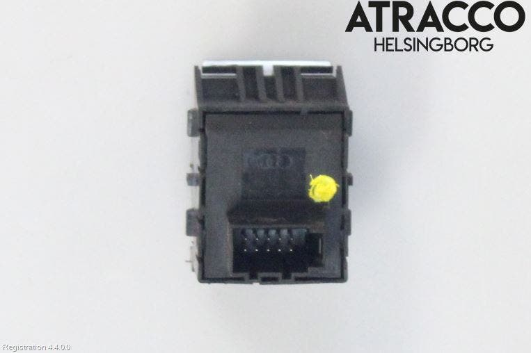 Audi A4/S4 B9 16-19 Strömställare Parkeringsbroms