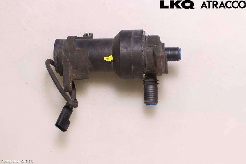 Jaguar XJ X351        10- Vattenpump