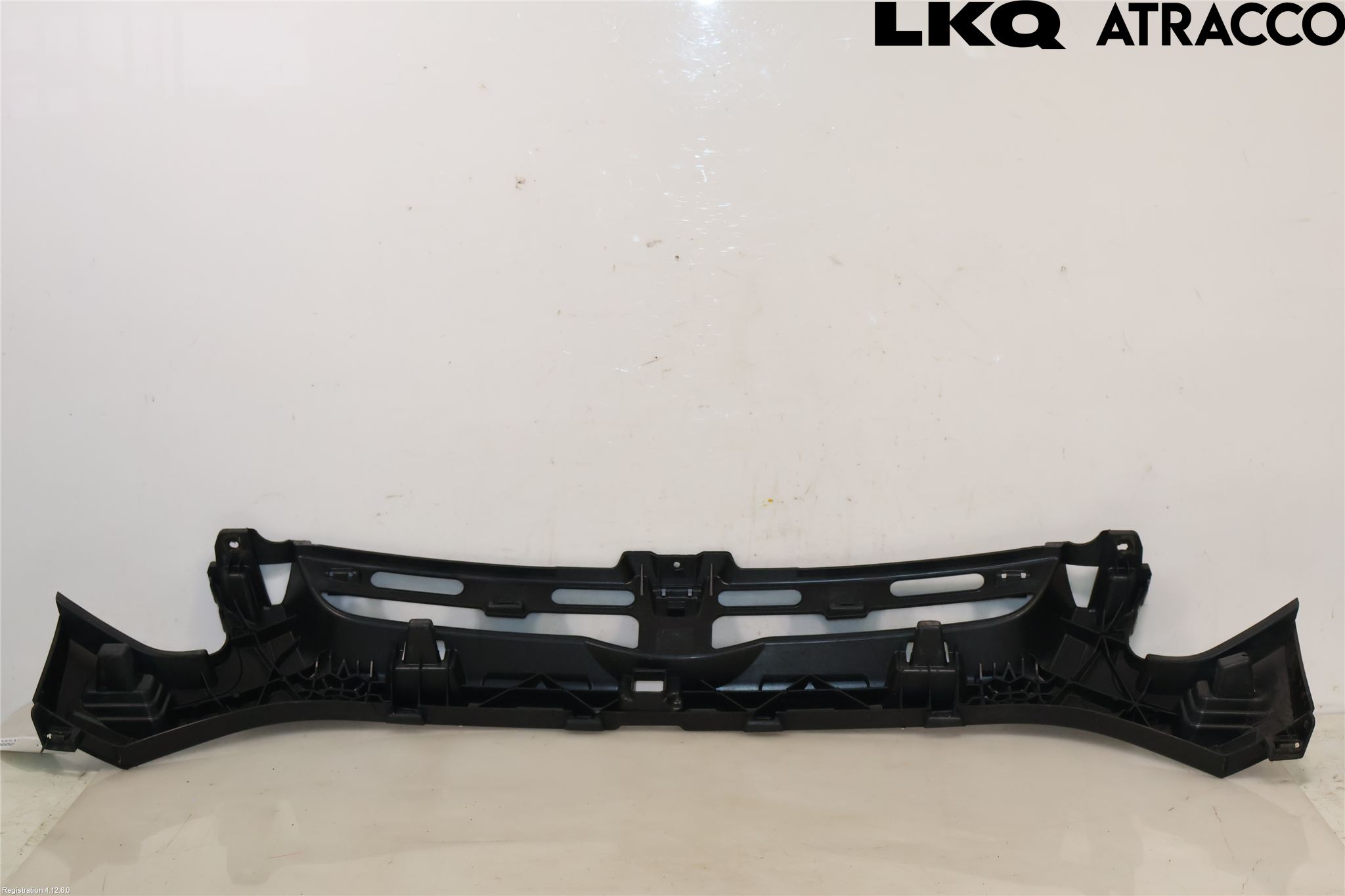 Ford TRANSIT/TOURNEO CUSTOM 13-24 Stötfångardel Fram Mitt