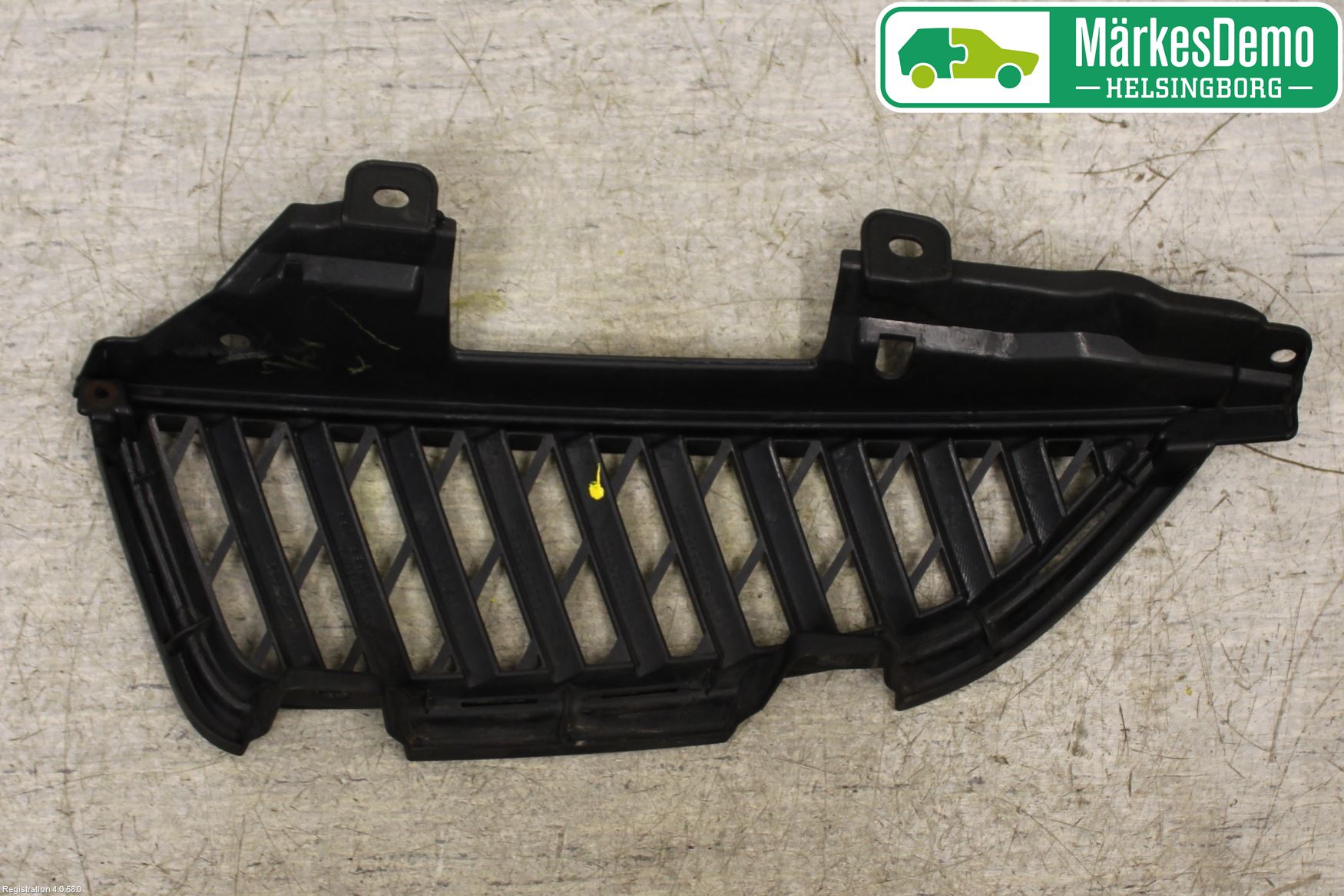 Mitsubishi GRANDIS Grilldel Höger