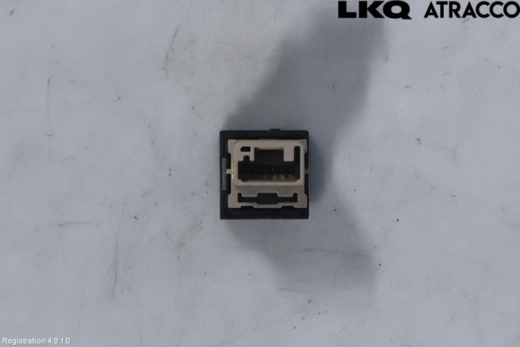 Toyota C-HR 24- Strömställare Ljus