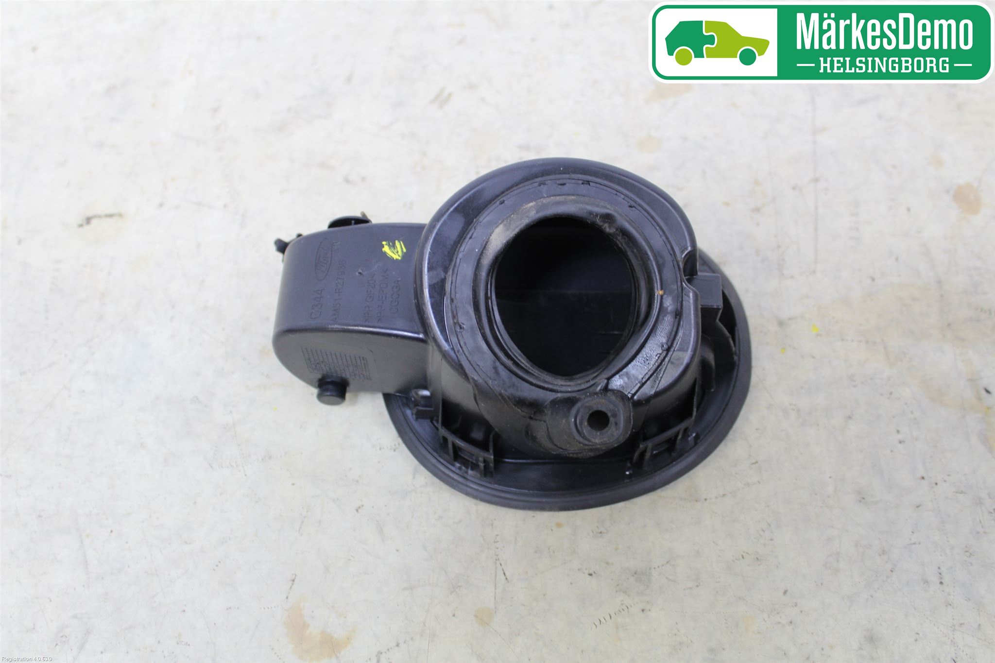 Ford C-MAX II  11-14 Tanklucka