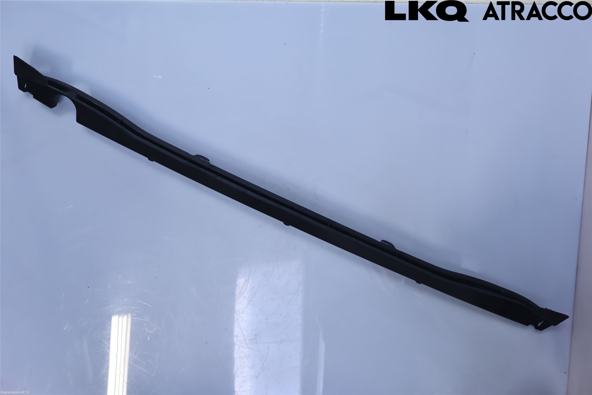 Volvo V70 08-13 Stötfångardel Bak Mitt