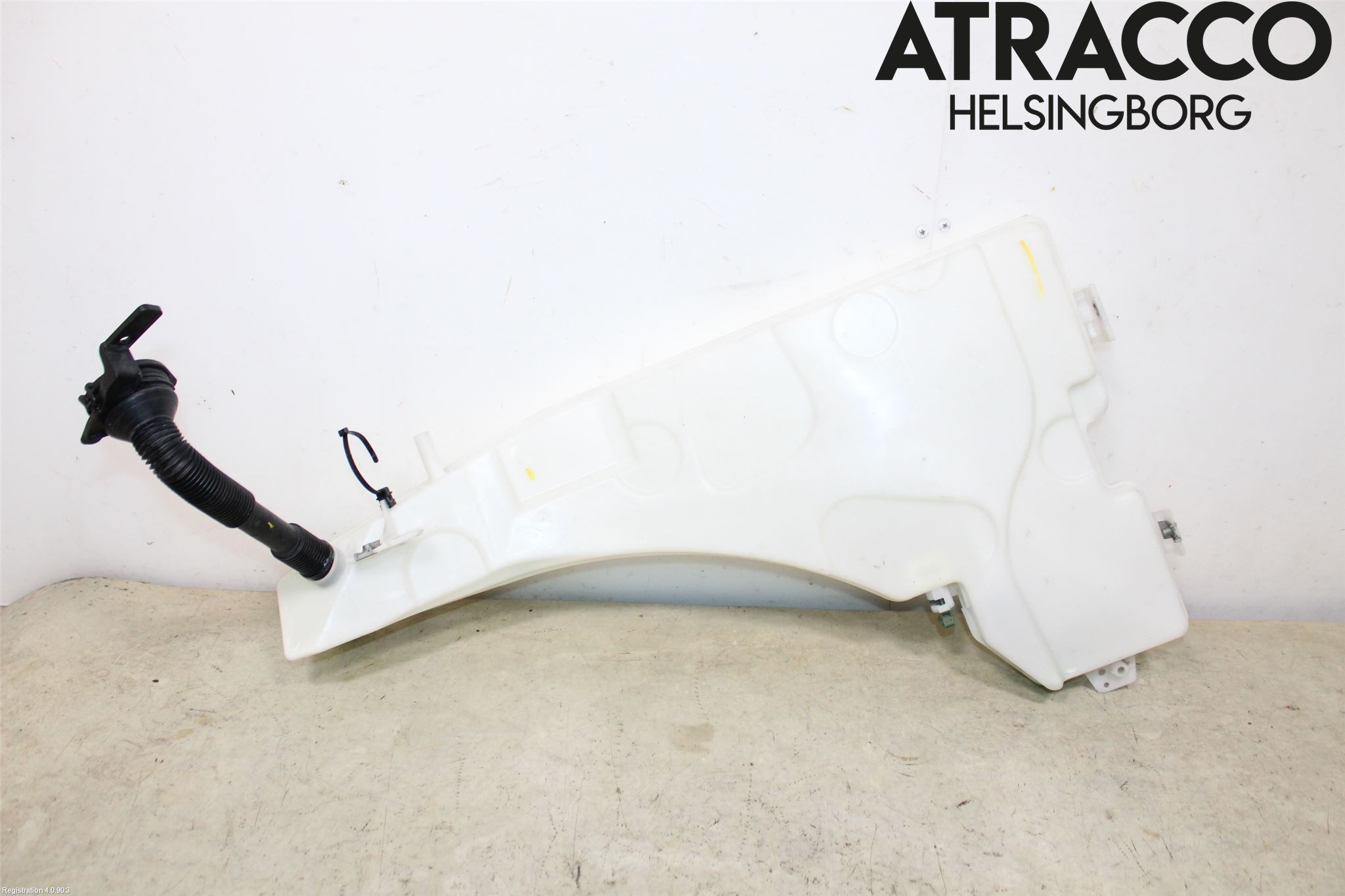 BMW X6 E71/E72   08-14 Spolartank Vindruta-Strål