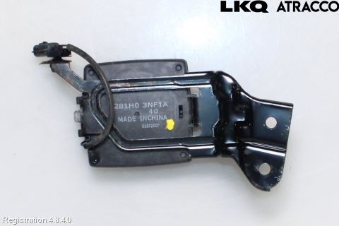 Nissan LEAF 18- Högtalare