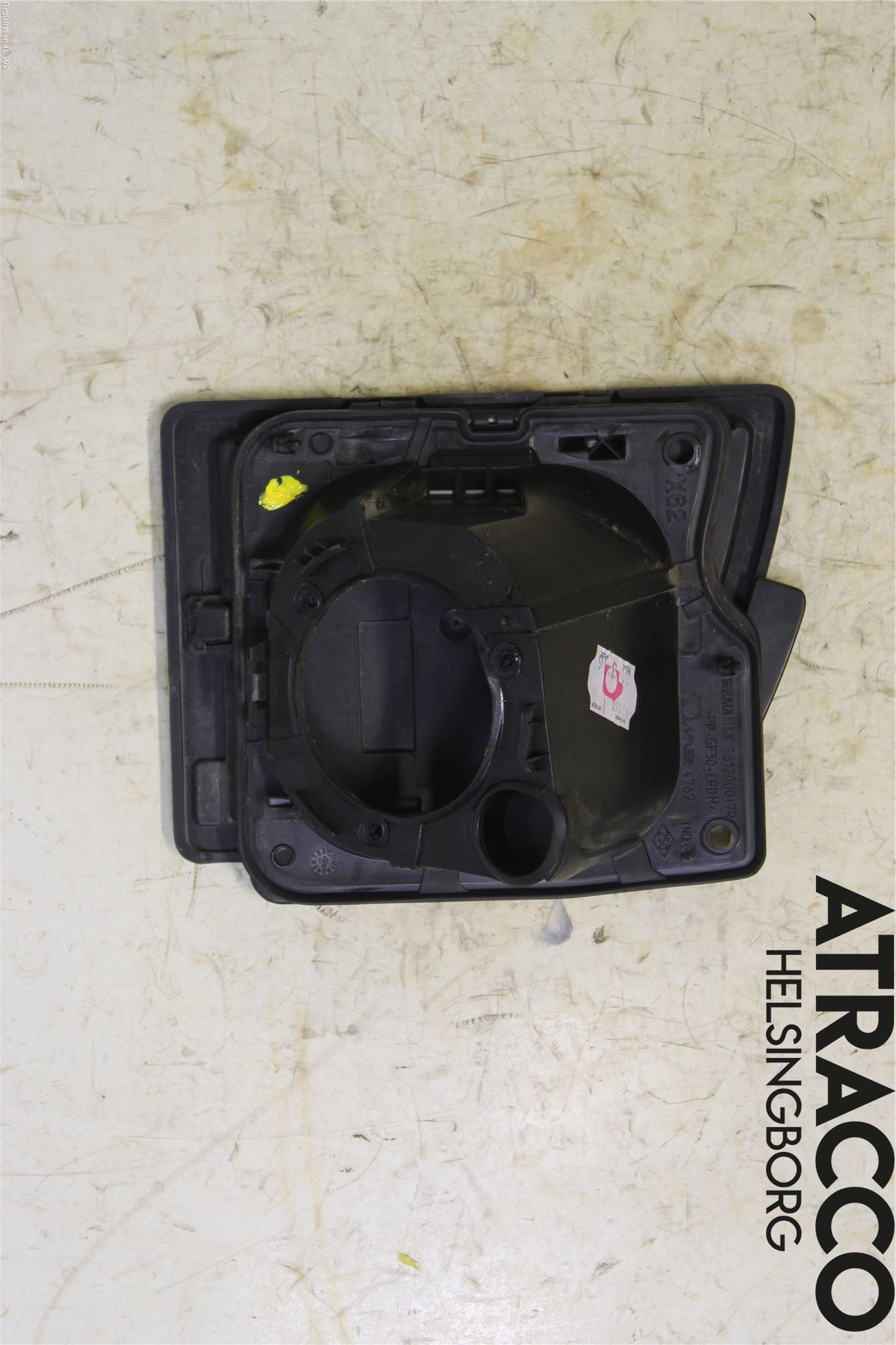 Opel MOVANO B 10-22 Tanklucka