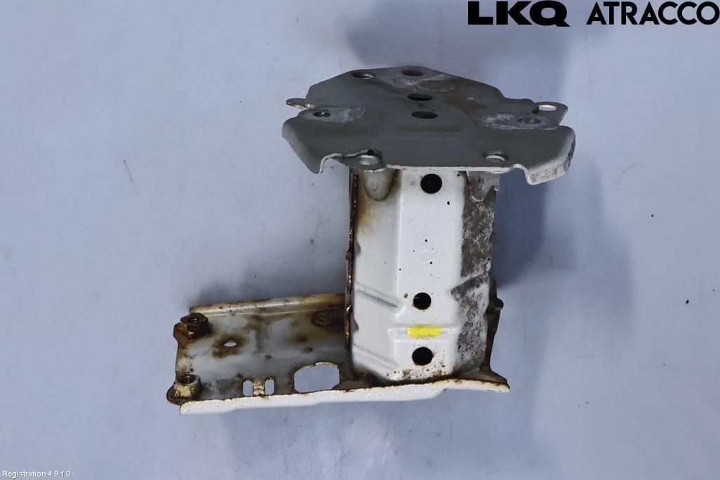 Toyota AURIS 13-19 Stötfångarbärjärn Bak