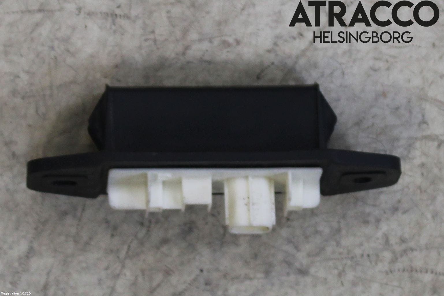 Toyota COROLLA 19- Bakluckehandtag