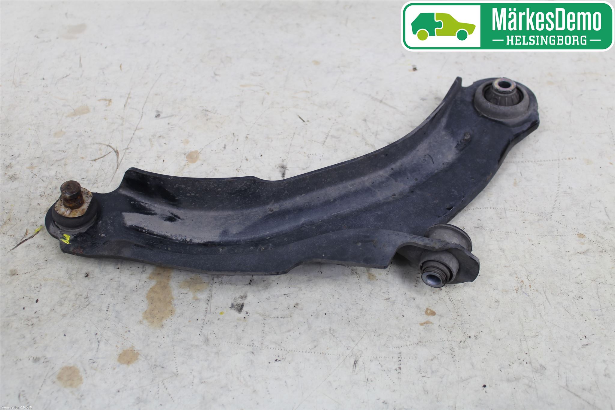 Renault CLIO IV 12-16 Bärarm Fram Undre Hö