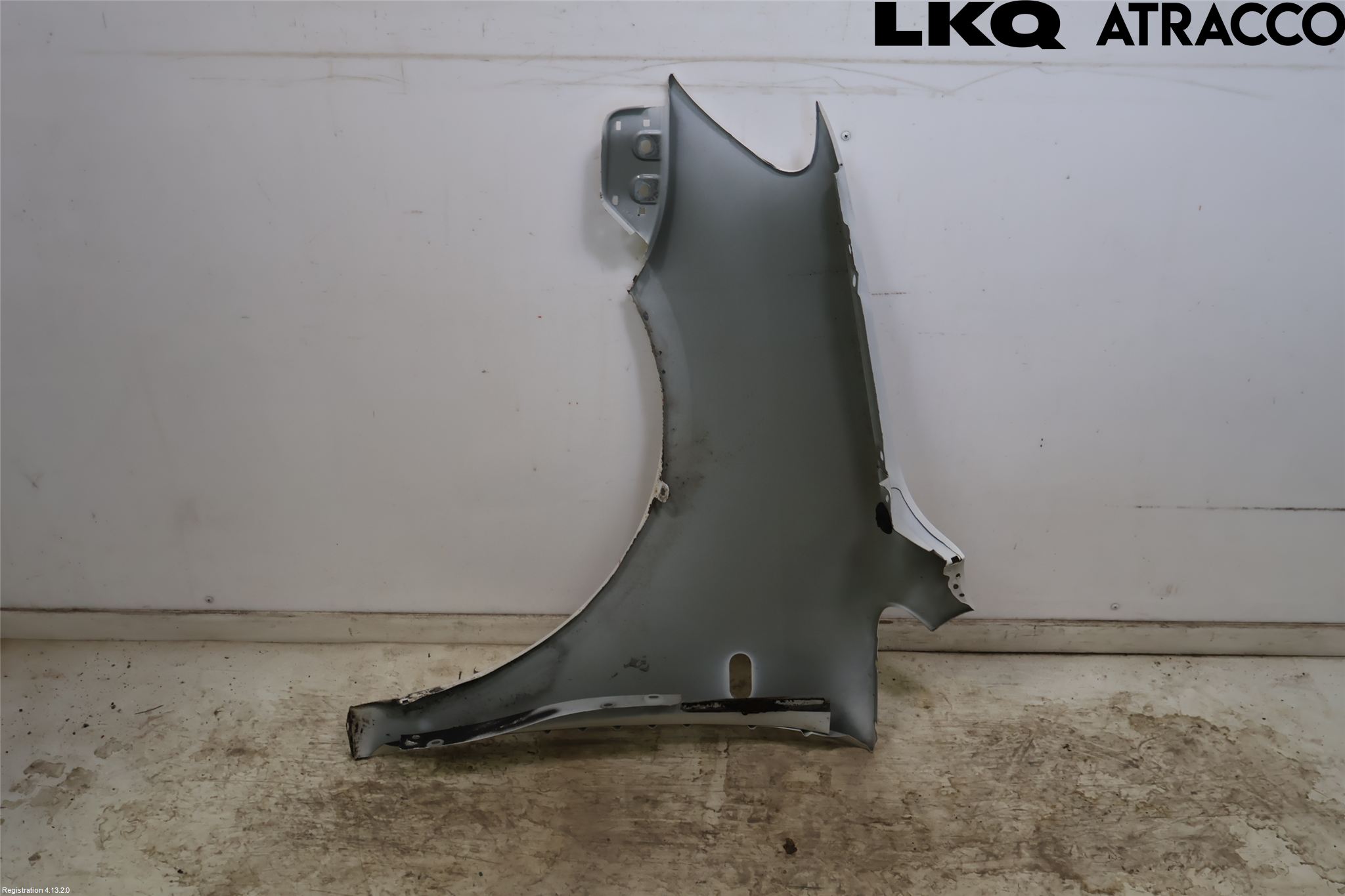 Volkswagen VW CADDY 11-15 Skärm Fram Höger