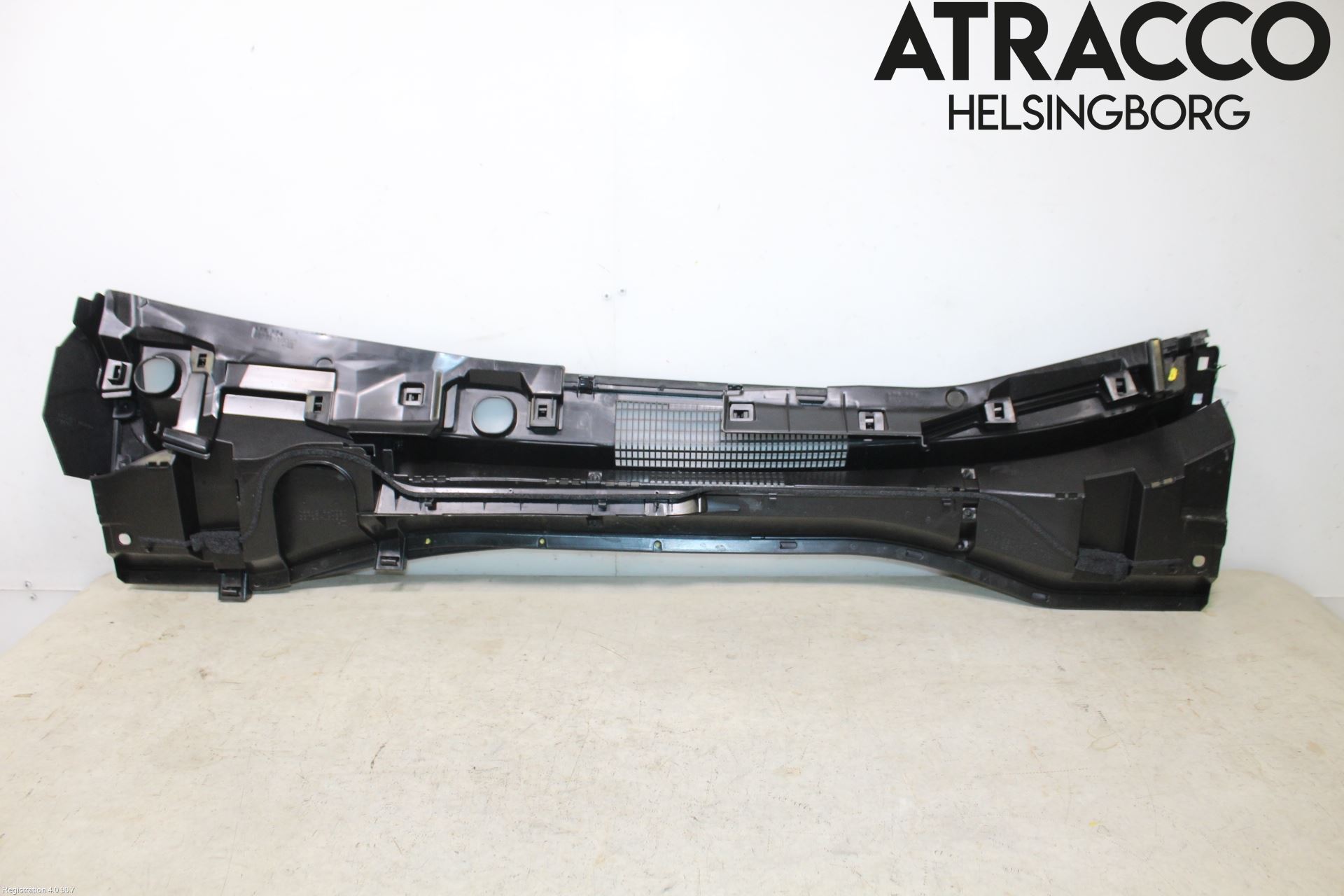 Toyota COROLLA CROSS XG10 22- Torpedplåt-Torpedplast
