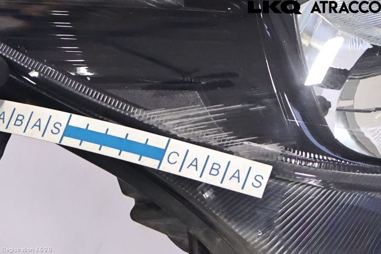 Ford FOCUS 15-18 Strålkastare Höger