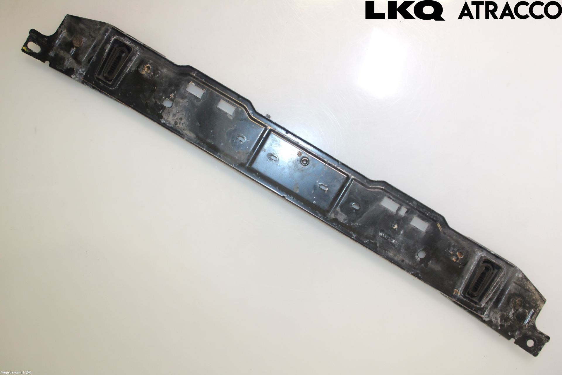 Peugeot 3008 17-24 Kylarfäste-Ram-Balk