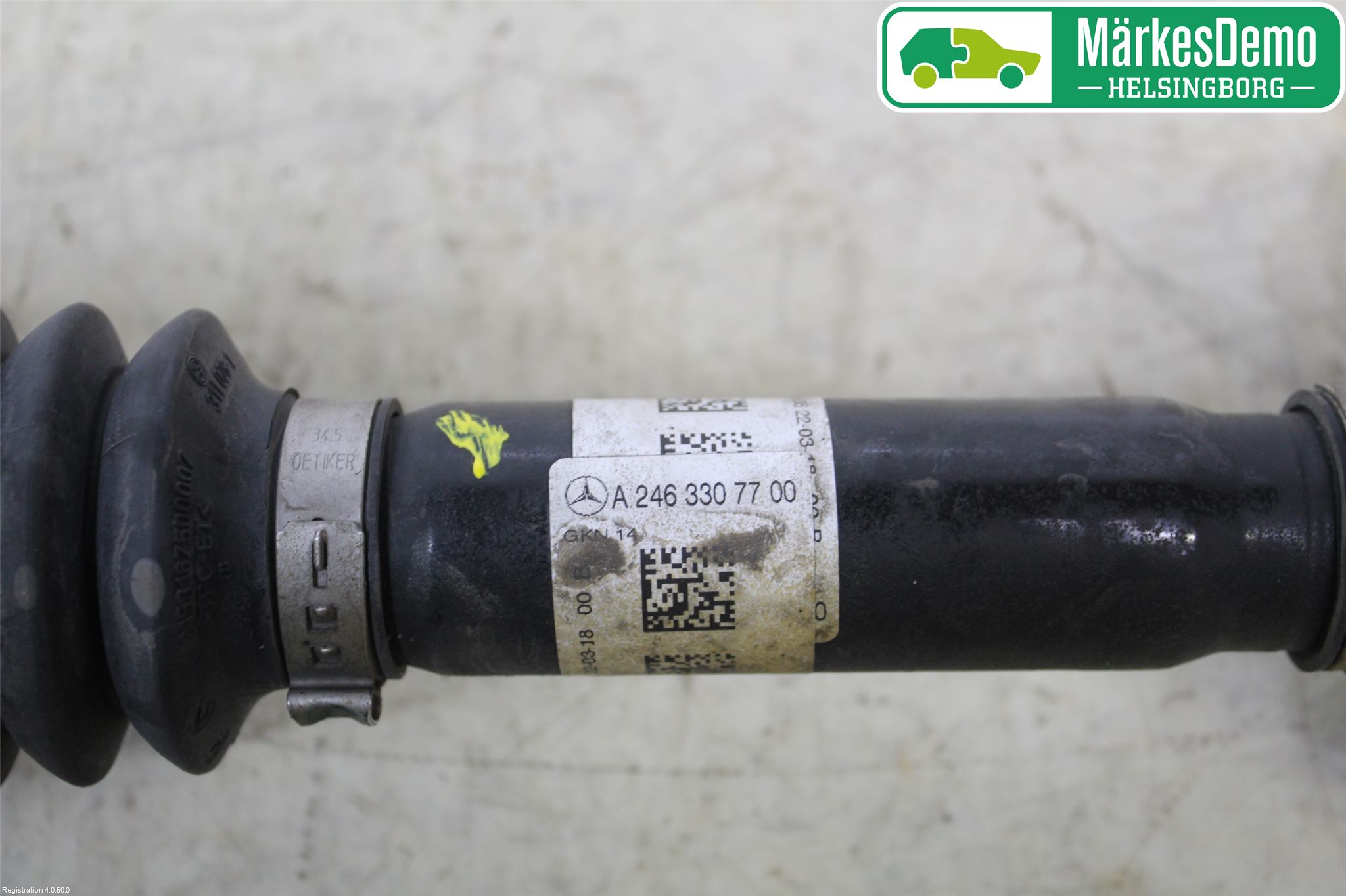 Mercedes-Benz MB GLA-KLASS (X156) 13-20 Drivaxel Fram Höger