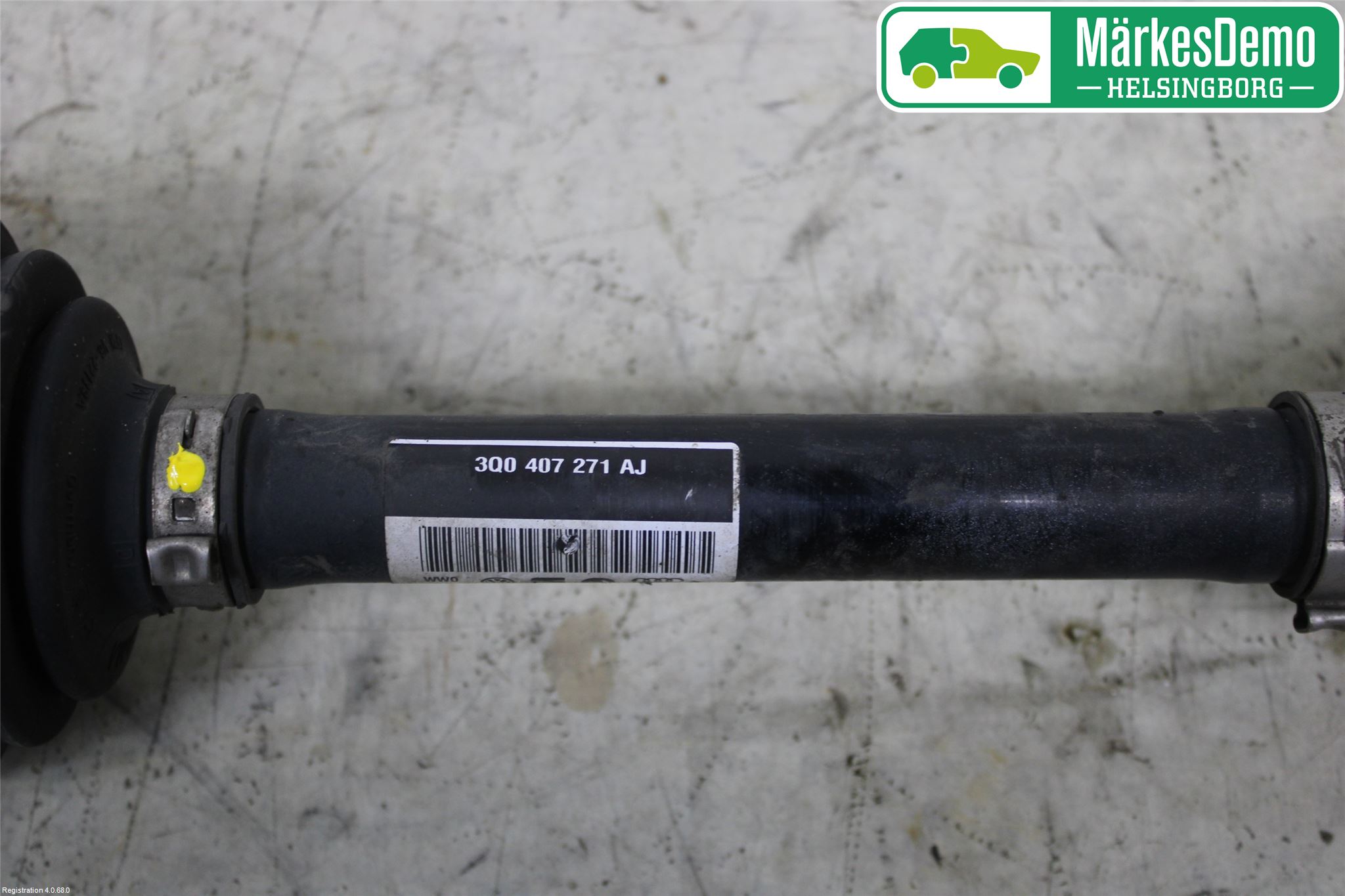 Volkswagen VW PASSAT 15-19 Drivaxel Fram Vänster