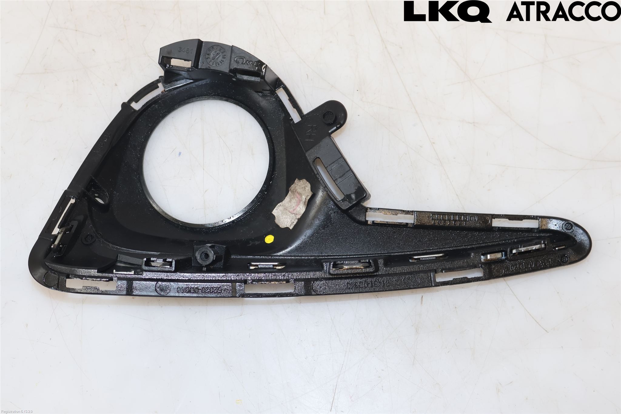 Toyota YARIS XP130 15-20 Dimljussarg Fram