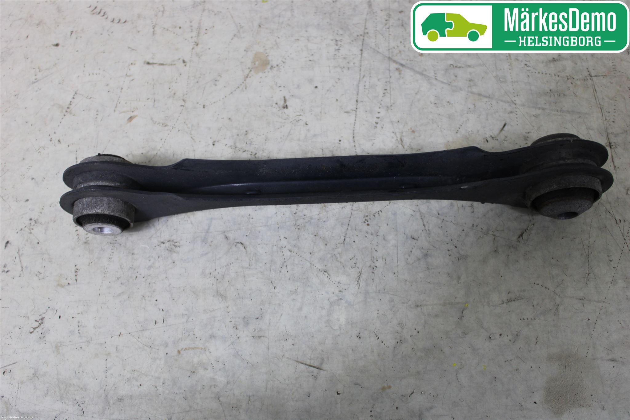 BMW 3 F30/F31/F80 12-19 Bärarm Bak Övre Vänster