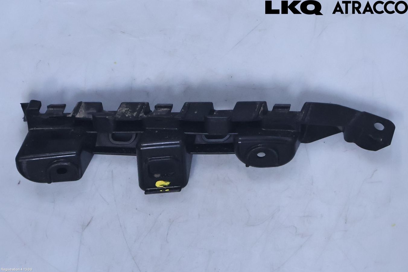 Volkswagen VW PASSAT 11-14 Stötfångarfäste Fram Hö