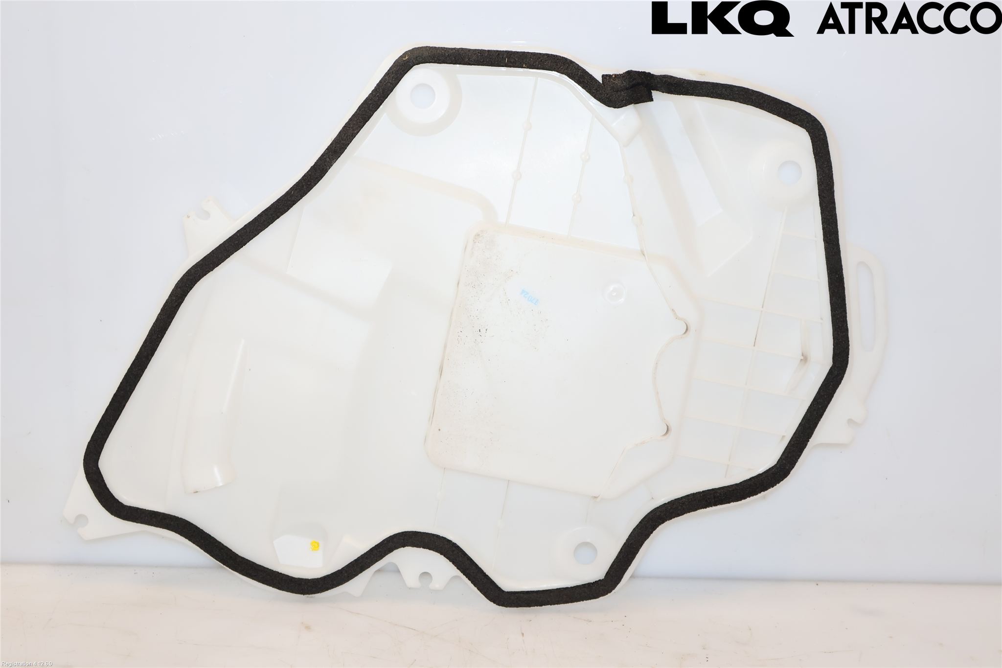 Toyota YARIS XP21 20- Dörrklädsel Hö