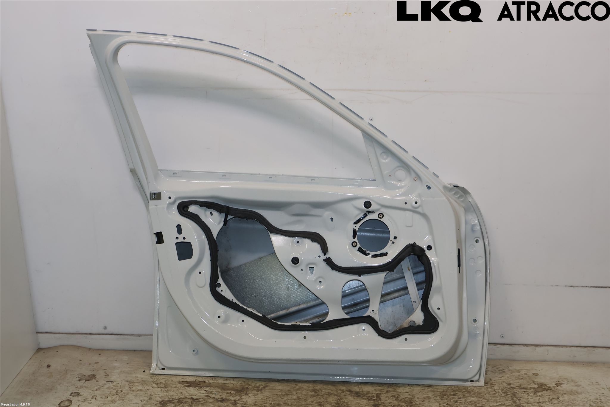 BMW 3 F30/F31/F80 12-19 Dörr Fram Vänster