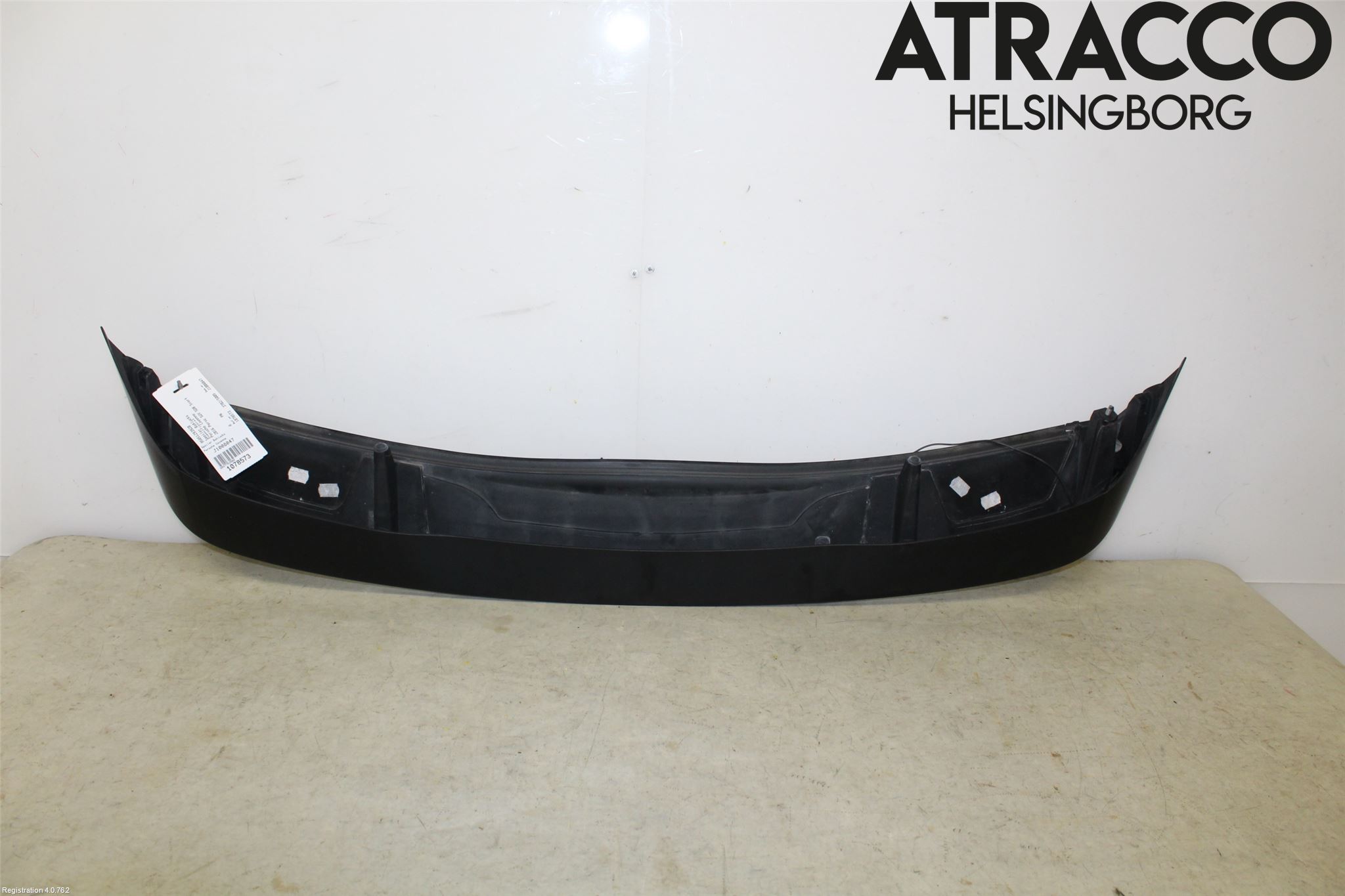 Porsche CAYENNE 03- Spoiler Baklucka