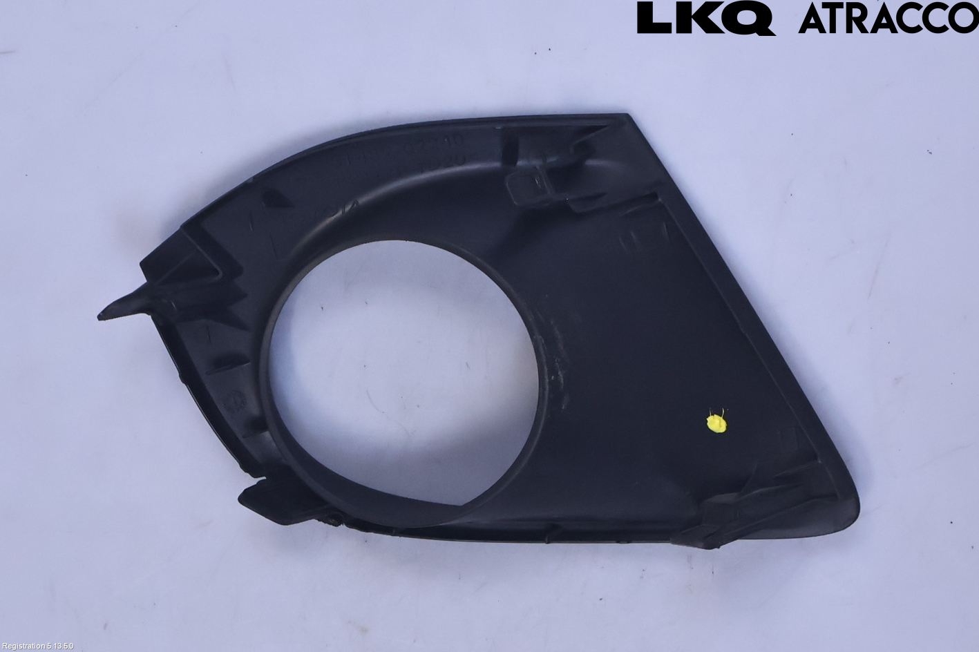 Toyota AURIS 10-12 Dimljussarg Fram