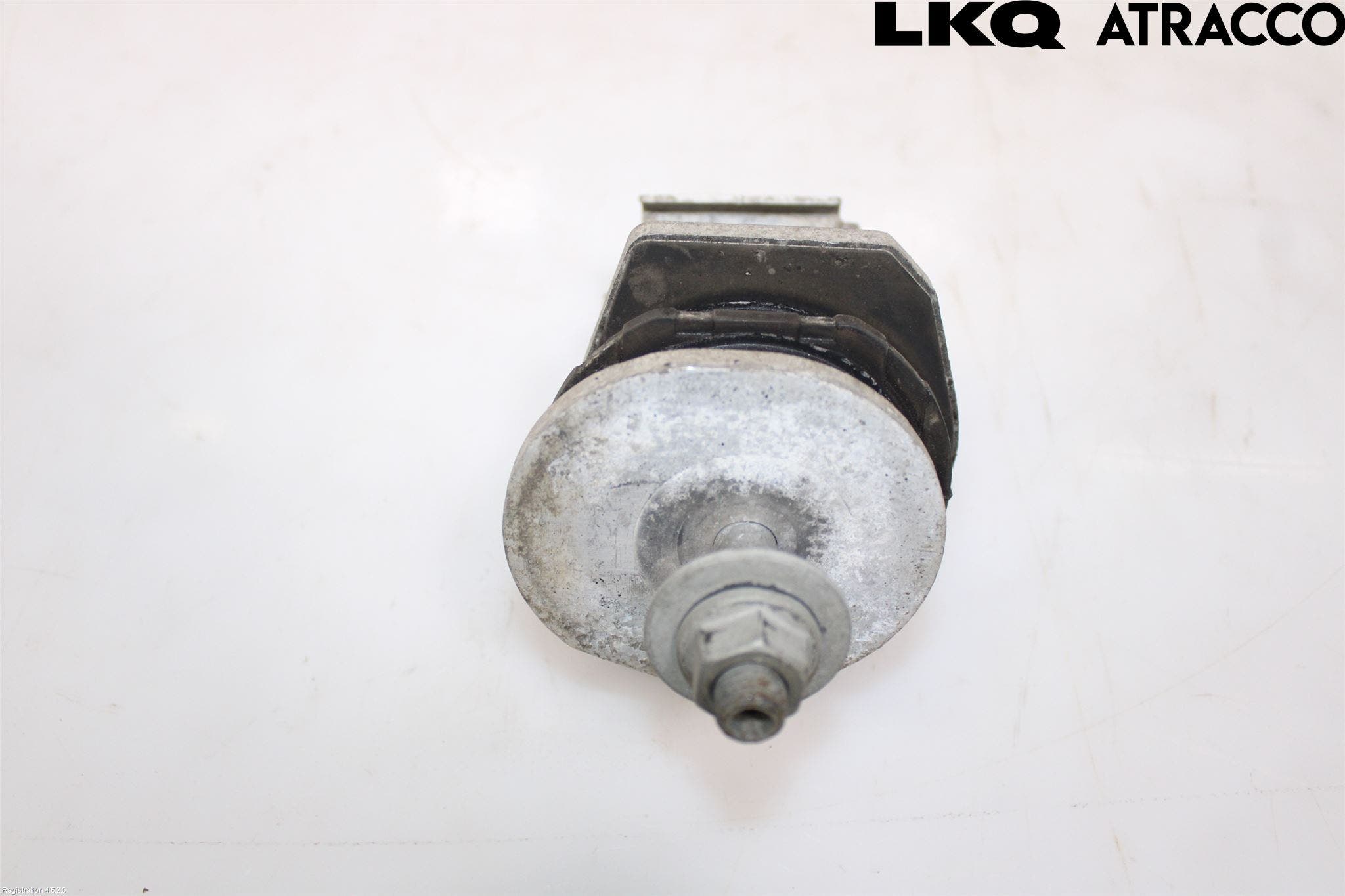 Volvo XC60 18- Bladfjäderhänke Bak