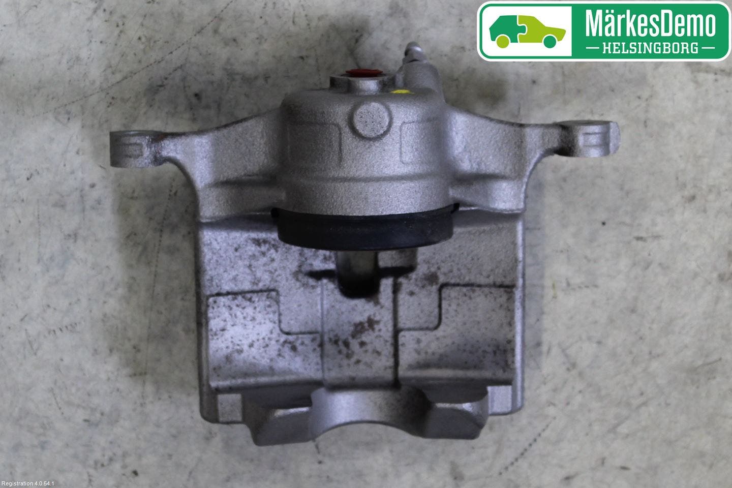 Mazda CX-3 Bromsok Fram Höger