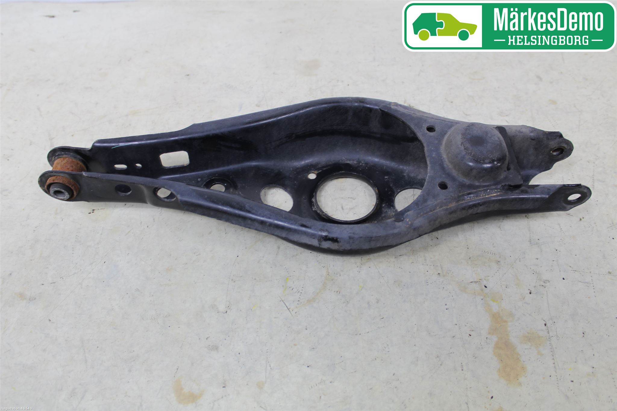 Toyota RAV4 13-18 Bärarm Bak Höger