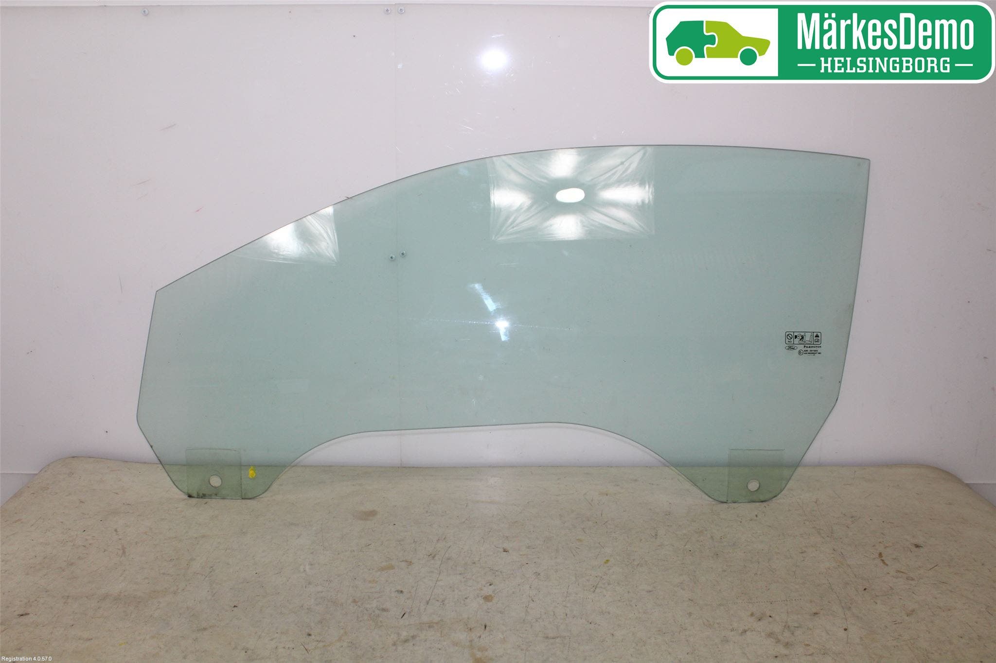 Ford FOCUS     04-07 Dörruta 2D Vänster