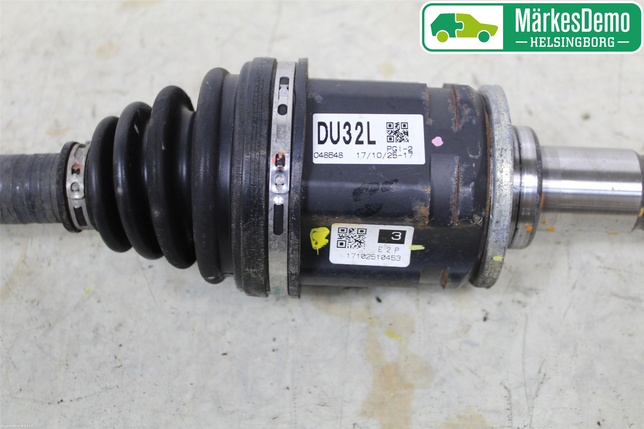 Toyota RAV4 13-18 Drivaxel Fram Vänster