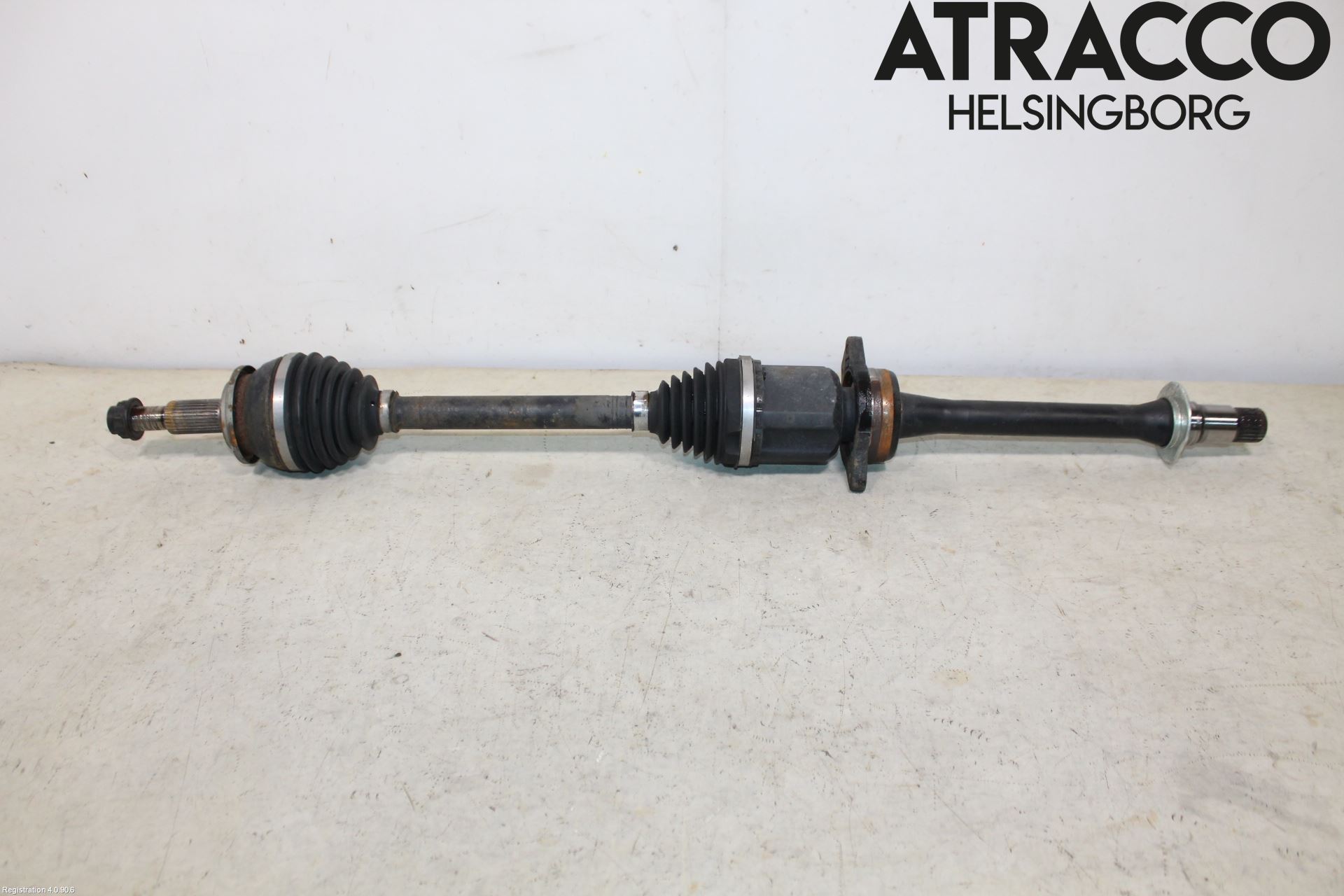 Toyota RAV4 19- Drivaxel Fram Höger