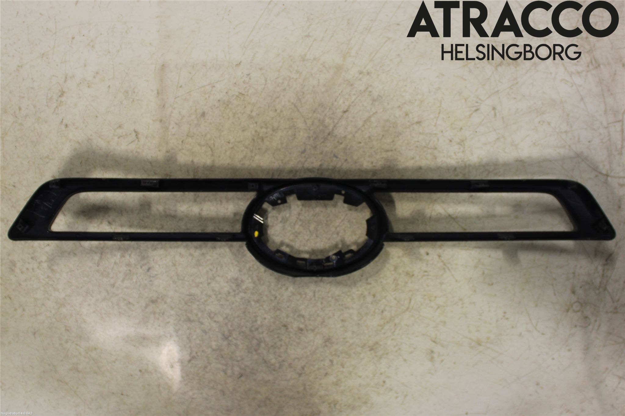 Toyota HILUX 16- Grillsarg