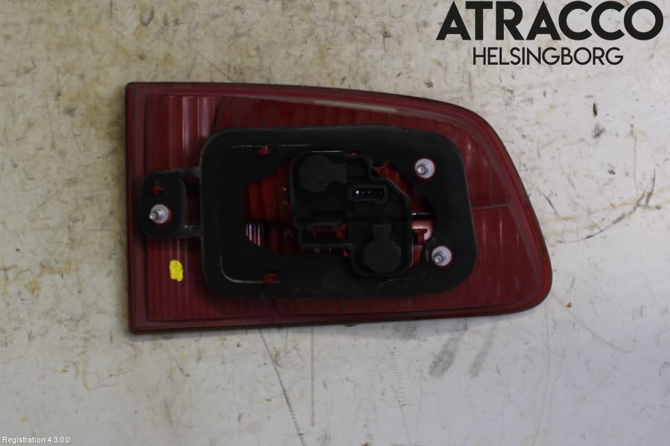 Saab 9-5     06-10 Bakljus Lucka Hö