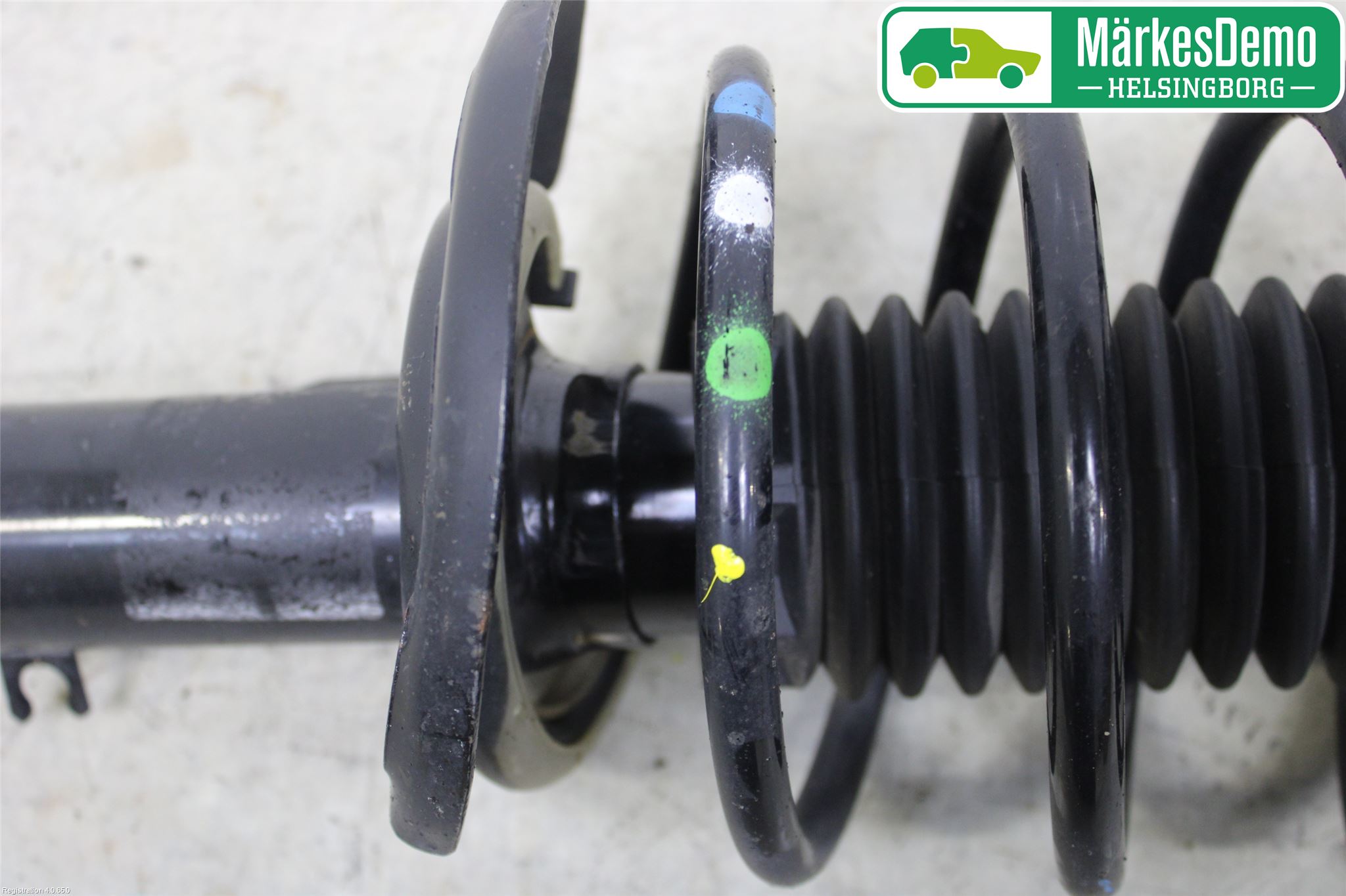 Citroen COTROEN C3 17-24 Fjäderben Fram Vänster